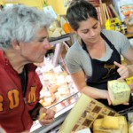 Science of Bread and Cheese: Inspecting a bleu cheese